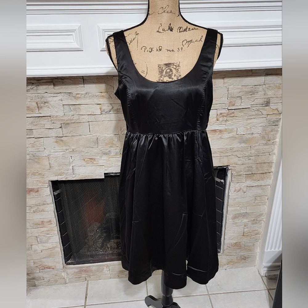 Love Stitch black satin bow back fit n flare skater dress size large new!!!